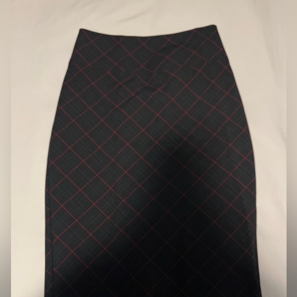 4, Black and Red Checkered Pencil Skirt